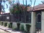 CASA TERREA ISOLADA RUA TRANQUILA E ARBORIZADA VENHA...