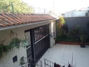 Casa Térrea, linda, com jardim e quintal. Lazer, 3 d. 1...