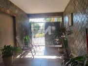 Casa térrea na rua 2 dormitórios, cozinha planejada,...