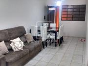Casa térrea na rua 3 dormitórios/suite, cozinha planejada