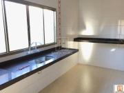 Casa térrea na rua 3 dormitórios/suite, cozinha planejada