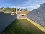 Casa térrea no Jardim Helena em Atibaia SP. São 2...