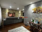 Casa térrea no Jardim Santa Mena