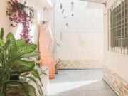 Casa térrea no Jd. Adalgisa com 250m² de terreno com 3...