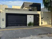 CASA TÉRREA NOVA JOÃO VAZ Casa de Rua com 3 Quarto s por...