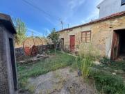 Casa Térrea Para Remodelar com 86m2 Oliveira do Douro