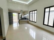 Casa Térrea para Venda Parqville Pinheiros | Aparecida...