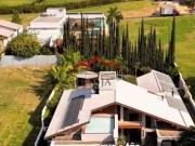 CASA TÉRREA, PORTEIRA FECHADA, CONDOMÍNIO FAZENDA SERRA...