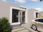 Casa térrea projeto platibanda em construção de 2...
