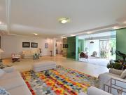 Casa térrea quadra com guarita e 24hs de vigilância