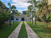 CASA TÉRREA SMT 4 SUÍTES COM PISCINA