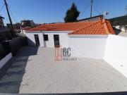 Casa térrea T2 toda remodelada, perto dos Carvalhos Casa térrea T2 toda remodelada, perto dos Carvalhos