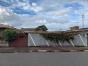 Casa + terreno ao lado a venda em Guaxupé/MG