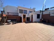 Casa Terreno de 4 ambientes en Paternal