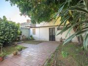 Casa terreno en venta en Villa del Parque 3 dormitorios...