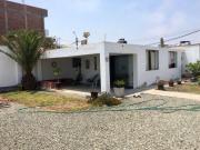 CASA TIPO BUNGALOW EN ESQUINA – PLAYA LOS PULPOS, LURÍN