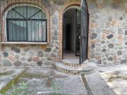 Casa tipo bungalow en venta cerca de hospitales en Lomas...