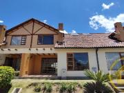 Casa Tipo Campestre 3 Dormitorios más Estudio, Piscina,...