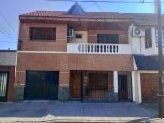 Casa tipo chalet 4 amb con garage y pileta