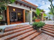 CASA TIPO COLONIAL MEXICANO! RECÁMARA PRINCIPAL EN...