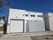 Casa tipo duplex a la venta en Reconquista