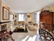 Casa tipo dúplex en venta en pleno centro de Mataró