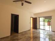 CASA TIPO HACIENDA EN PASEOS DEL MAYAB, CONKAL, YUCATAN