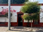 Casa tipo hacienda, ideal para restaurante o comercio,...