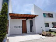 CASA TIPO LOFT CON TECNOLOGIA BIOTERMICA SUSTENTABLE EN...