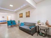 Casa tipo para venda com 4 quartos, 243m²