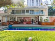 Casa tipo para venda com 4 quartos, 350m²