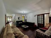 Casa tipo para venda em Interlagos com 4 quartos, sendo...