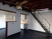 Casa tipo Ph 3 ambientes con jardin