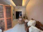 Casa tipo sobrado em Condomínio Residencial Jardins