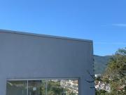 CASA TODA REFORMADA, DESOCUPADA E PRONTA PARA MORAR