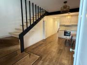 Casa totalmente reformada con garaje y patio en...