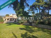 Casa tradicional de 5 habitaciones en una parcela de 2014 m²