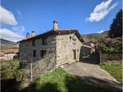 CASA TRADICIONAL DE PIEDRA CON TERRENO EN ZALDIERNA
