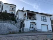 Casa tradicional T4 em Oliveira do Hospital e São Paio...