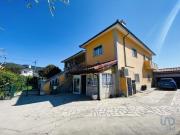 Casa tradicional T5 em Covas de 335,00 m²