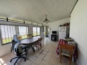 Casa tres ambientes con jardin en venta en Wilde