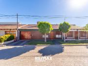 CASA TRES DORMITORIOS