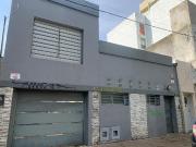 CASA TRES DORMITORIOS CON COCHERA + ESCRITORIO