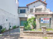 Casa tres dormitorios Venta la plata