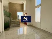 Casa Triplex 228m², 4 Quartos, Suíte e 6 Vagas à Venda...