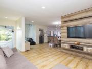 Casa Triplex 336m² com Área Verde no Santa Cândida