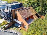 Casa Tríplex com 183m² em Condomínio Fechado, Bairro...