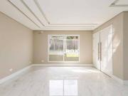 Casa triplex com 4 quartos à venda, 371 m² por R$...