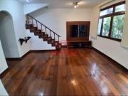 Casa Triplex com 4 Quartos e Terraço com Churrasqueira...