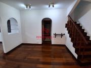 Casa Triplex com 4 quartos e terraço com churrasqueira...
